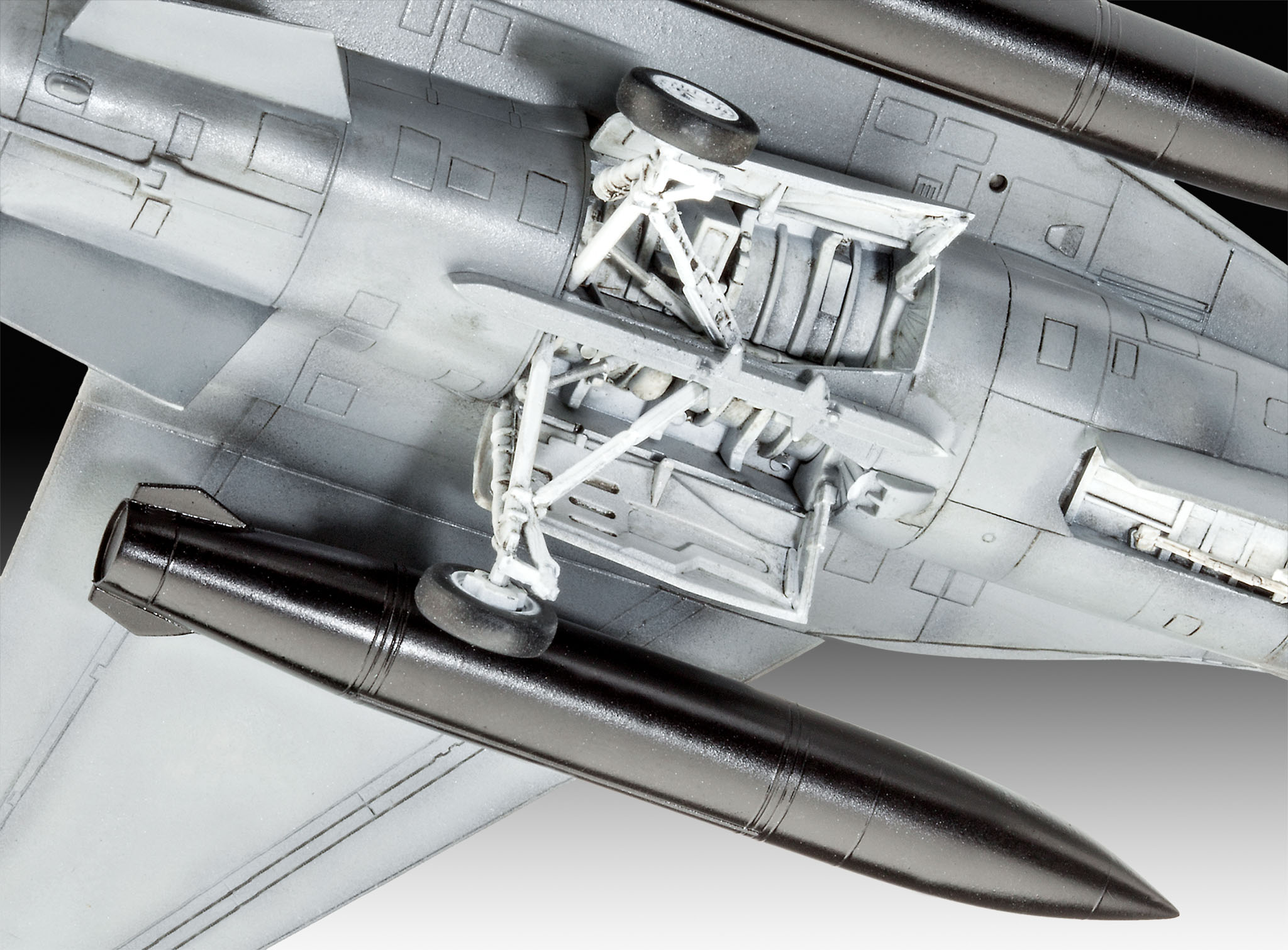 Rev03905 - 1:72 Lockheed Martin F-16 MLU 100th Anniversary 1st Squadron Florennes - Image 6