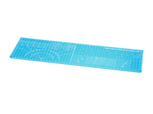 Tam74144 - Tamiya Cutting Mat (A3 Half-Size/ Blue)