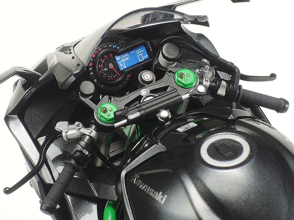 Tam14136 – 1:12 Kawasaki Ninja H2 Carbon - Model Tech Hobbies