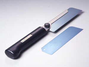 Tam74024 - Tamiya Thin Blade Craft Saw