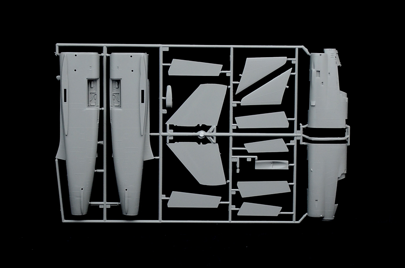 ITA2797 - 1:48 A-7E Corsair II - Image 8