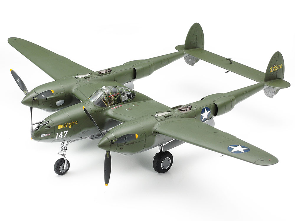 Tam61120 - 1:48 Lockheed P-38 F/G Lightning