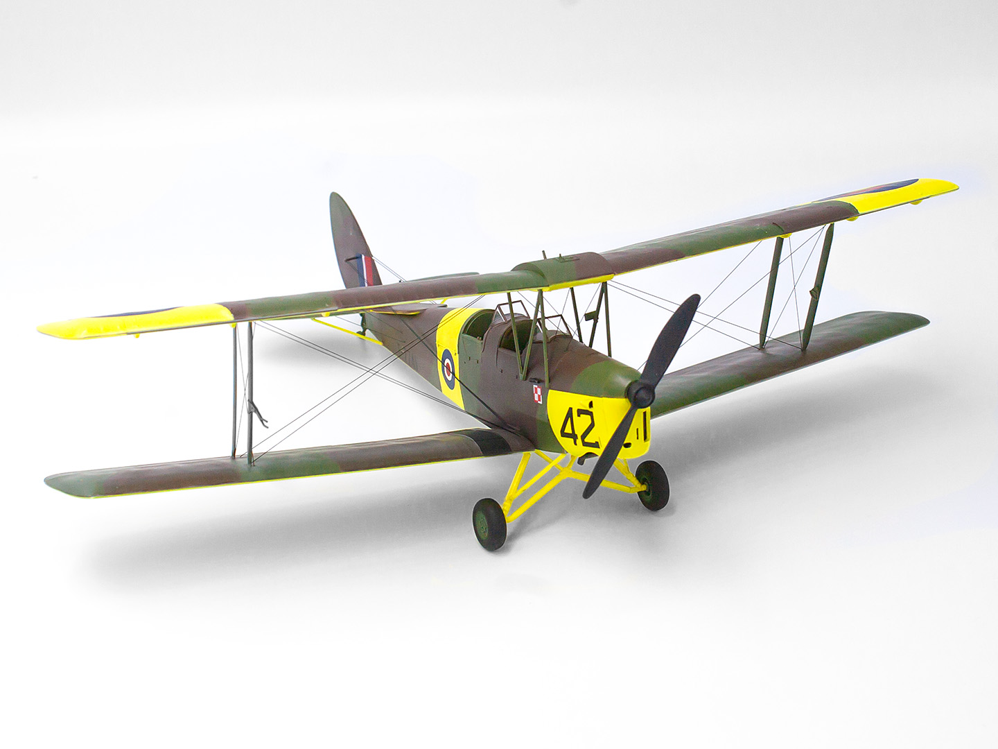 ICM32035 - 1:32 DH. 82A Tiger Moth British Training Aircraft - Image 2
