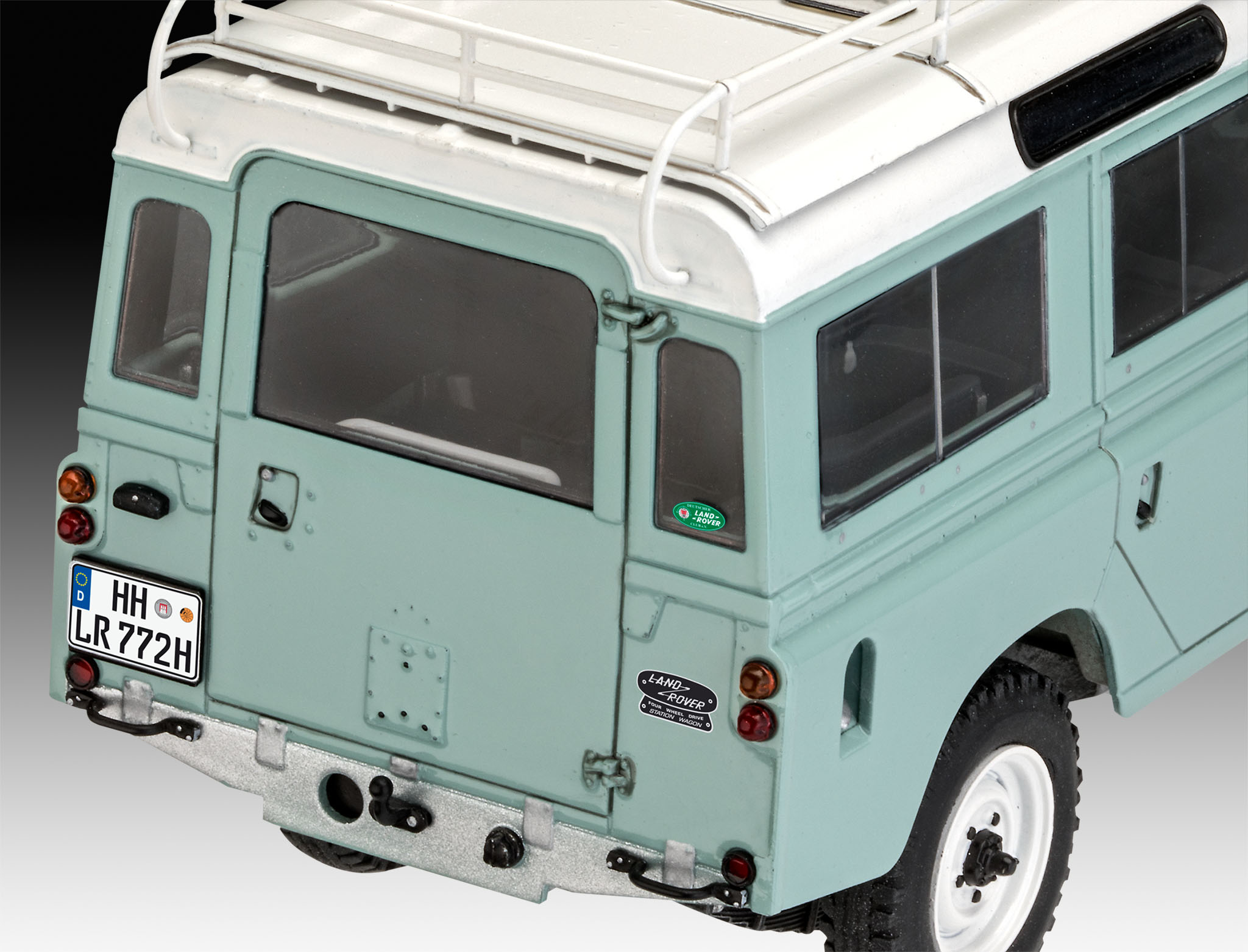 Rev07047 – 1:24 Land Rover Series III LWB - Image 4
