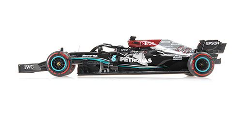PMA110210444 – 1:18 Mercedes-AMG PETRONAS F1 W12E Hamilton (100th Pole) Spanish GP 2021 - Image 3