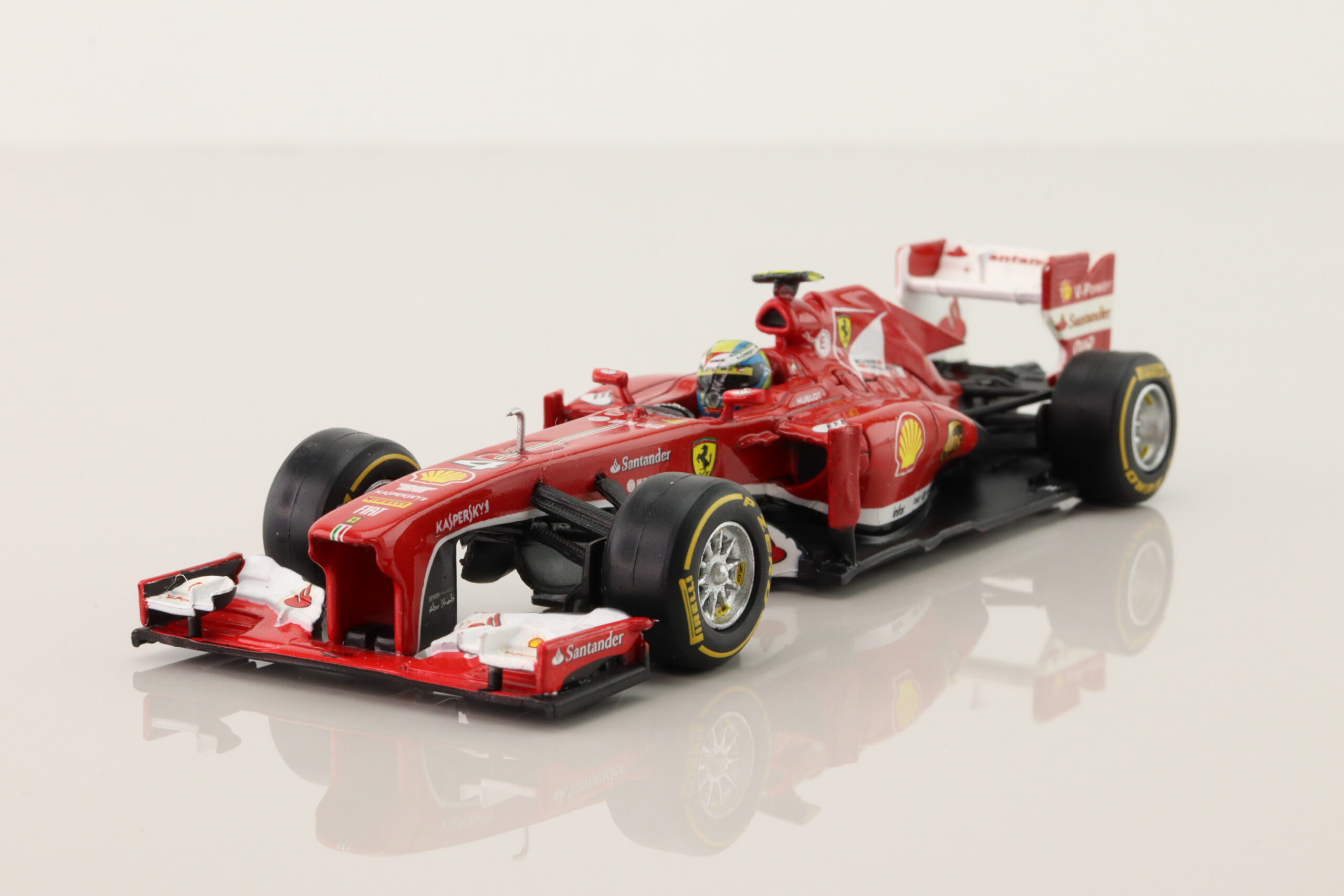 HOTBCK17 – 1:43 Formula 1 - Ferrari F138 (2013) - Felipe Massa #4