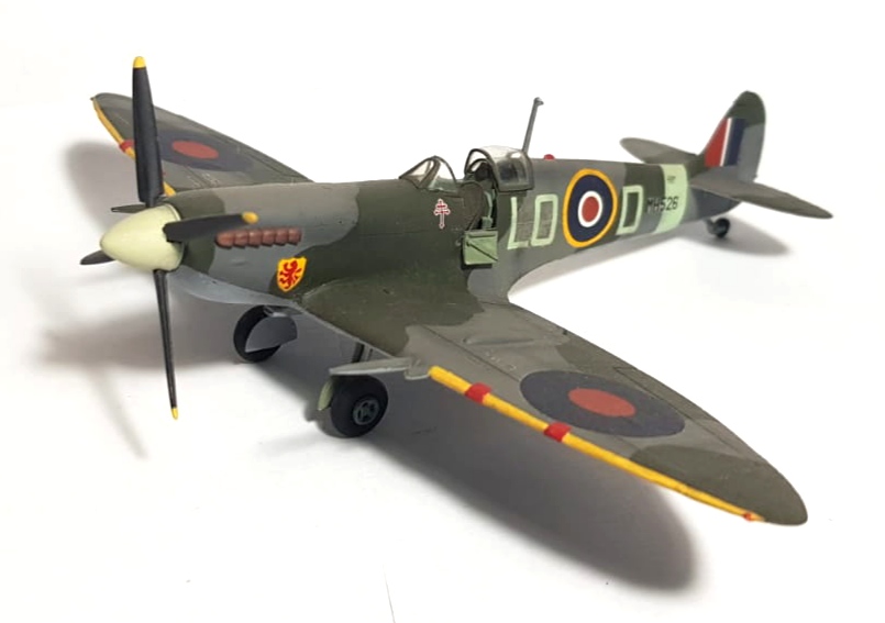 Ita094 - 1:72 Spitfire Mk.IX - Image 3