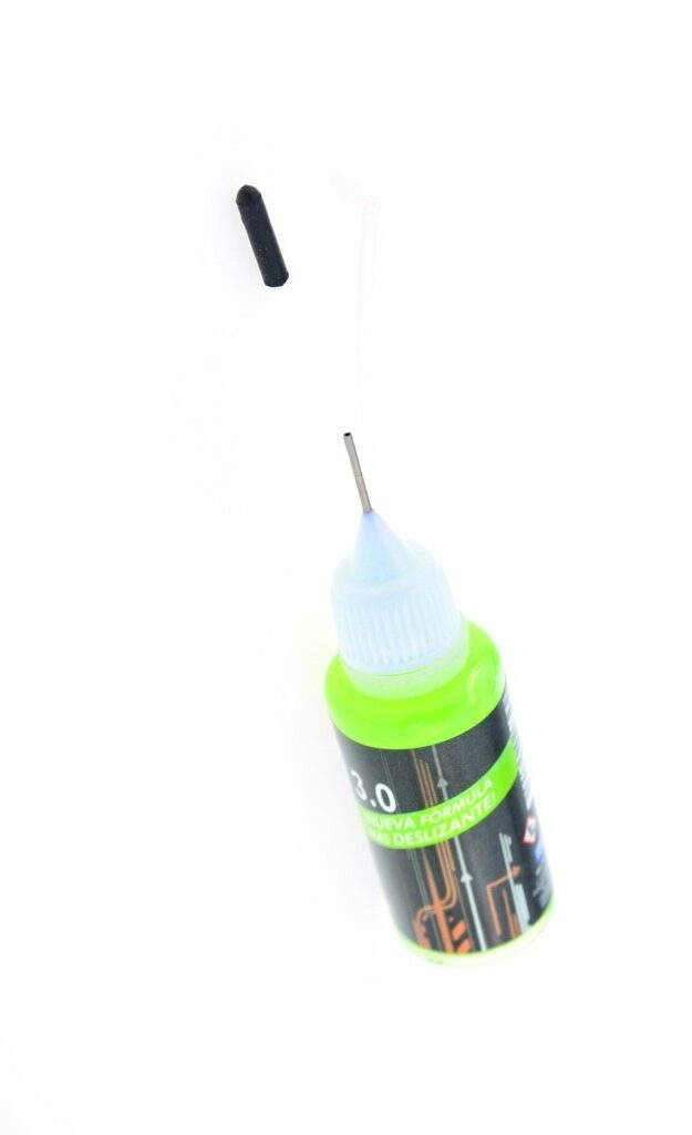 SC-5305c - Liquid Speed drops Voodoo 3.0 (Motor Speed Drops & Braid Conditioning) Green Colour (20ml) - Image 4