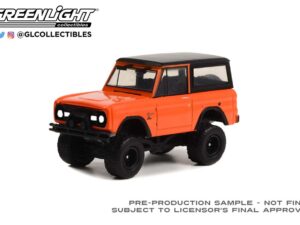 GL37260C - 1:64 1967 Ford Bronco Custom (Lot #1267) - Custom Orange with Black Top