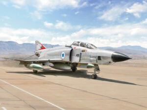 Ita2818 - 1:48 RF-4E Phantom II