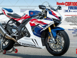 Tam14141 – 1:12 Honda CBR1000RR-R Fireblade SP 30th Anniversary