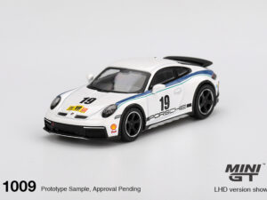 MGT01009-R - Mini GT - 1:64 Porsche 911 Dakar Rally 1974 (7cm Long)