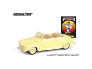 GL54110-A - GreenLight 1:64 1947 Ford Super Deluxe Convertible Coupe - Yellow - With Peelable Sticker (7cm long)