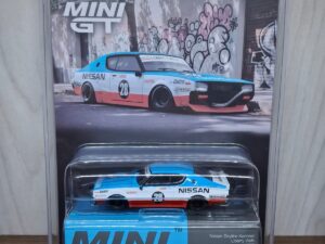 MGT01212-BL - Mini GT - 1:64 Nissan Skyline Kenmeri Liberty Walk - Nissan Racing '75 Concept (Blister Pack) (7cm Long)