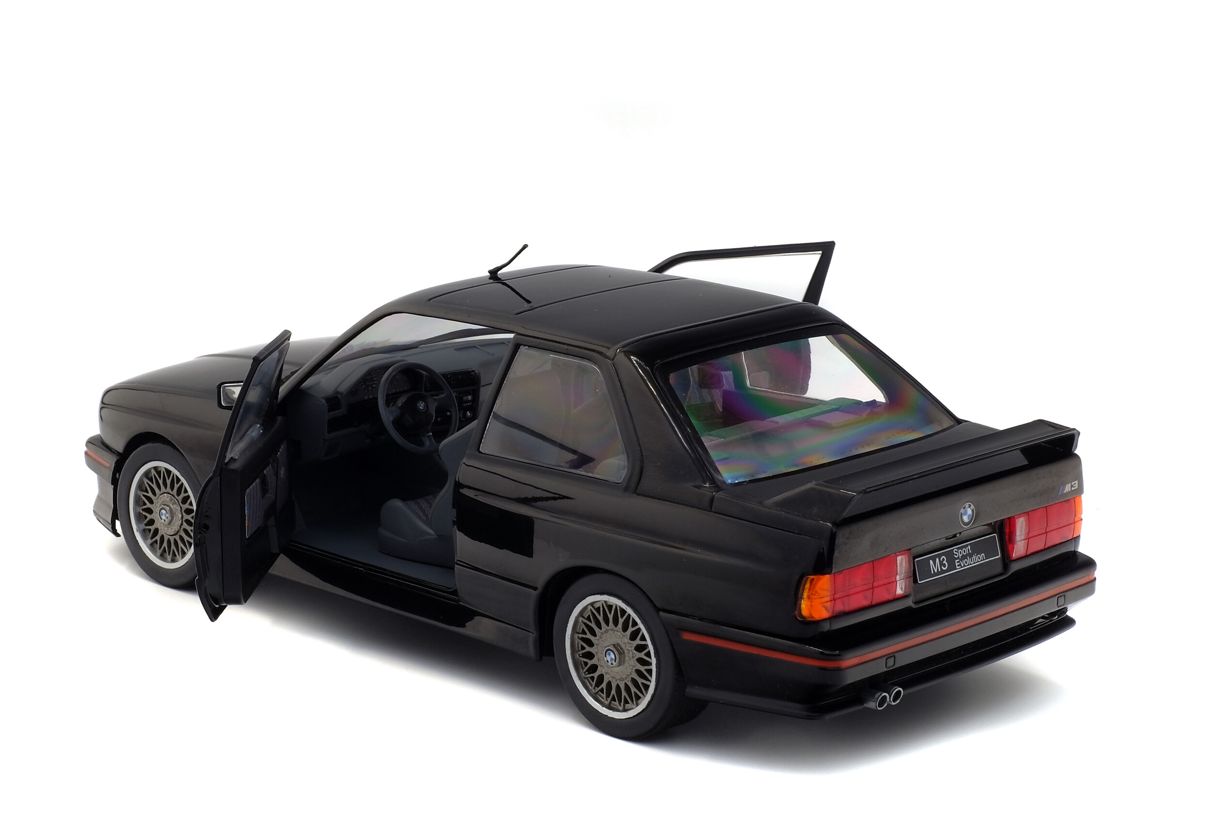 S1801501 – Solido 1:18 BMW E30 M3 Sports Evo 1990 - Black - (24cm Long) - Image 2